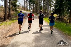 2023-04-23_Lauftreff_WingsForLife_Strecken_Check_-_DA40BBE2-5E56-4A40-8323-67F04D27704E 2023-04-23_Lauftreff_WingsForLife_Strecken_Check_-_DA40BBE2-5E56-4A40-8323-67F04D27704E